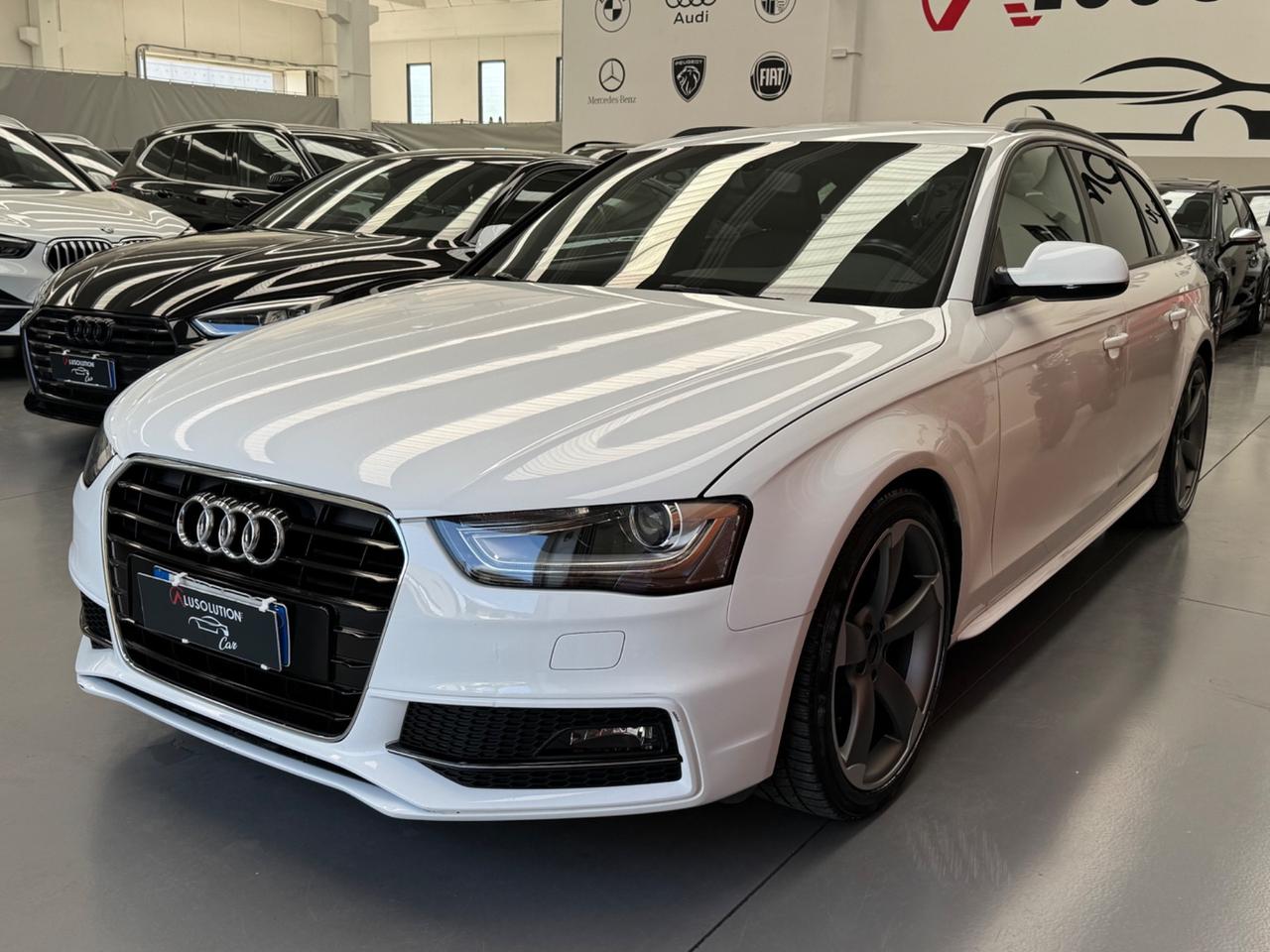 Audi A4 Avant 2.0 TDI 150 CV S-LINE TOTALE