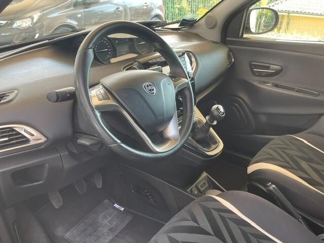 LANCIA YPSILON 1.2 GOLD 69CV OK NEOPATENTATI