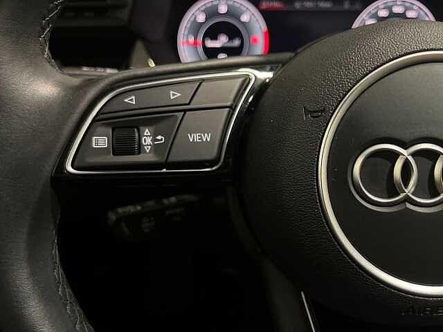 Audi A3 Sedan 30 TDI S tronic S line edition