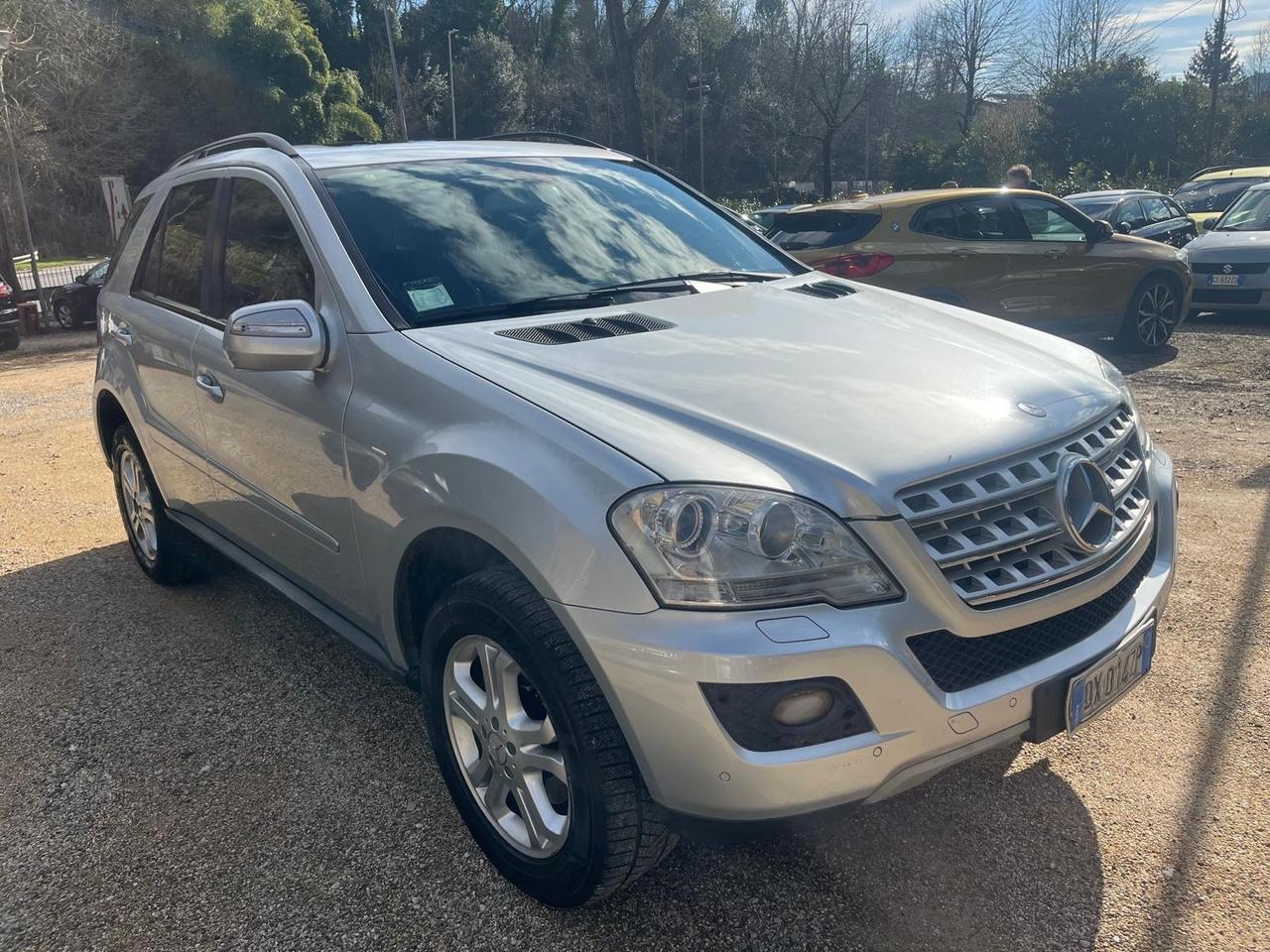 Mercedes-benz ML 3.0 Diesel - SUV - Gancio di Traino