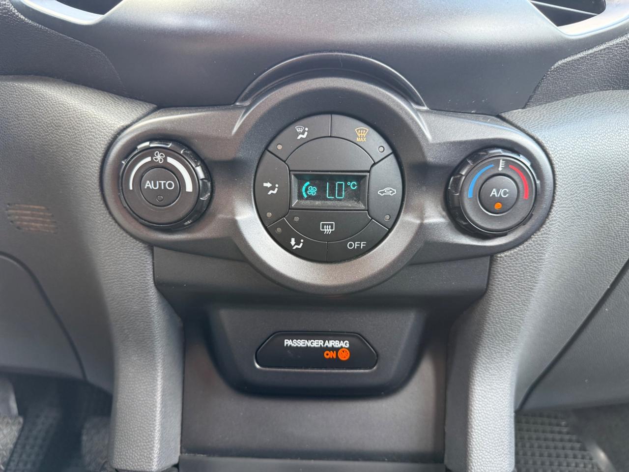 Ford EcoSport 1.5 TDCi 90 CV titanium