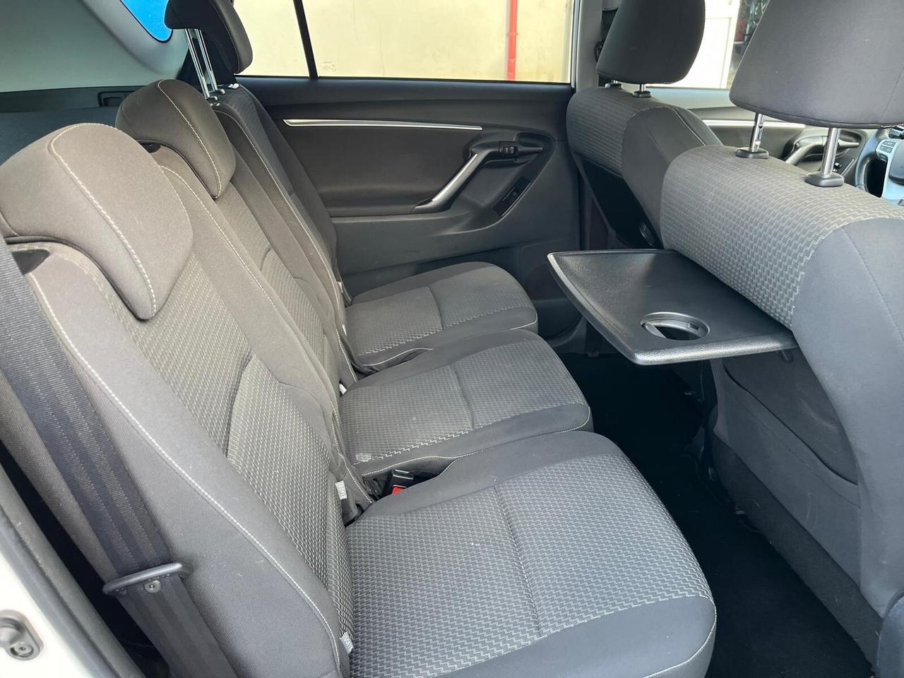 Toyota verso 1.6 D-4D- km 140000-12/2015