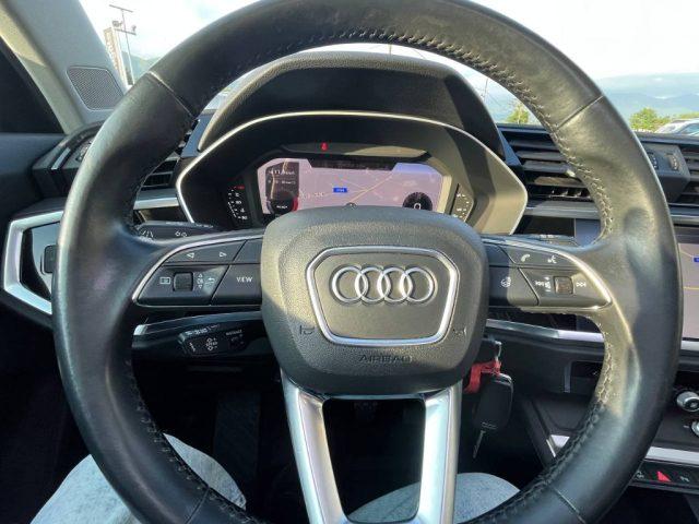 AUDI Q3 35 TDI quattro Business Advanced