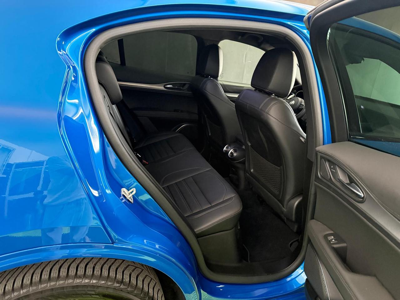 Alfa Romeo Stelvio 2.0 TURBO BENZINA Q4 VELOCE