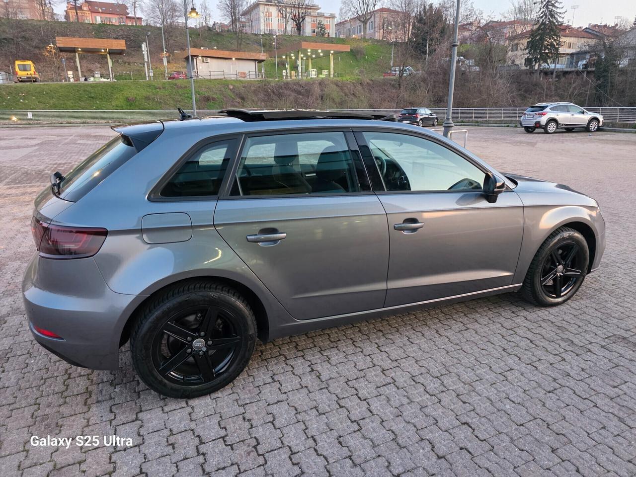 Audi A3 1.6 TDI tetto apribile ritiro usato/scambio