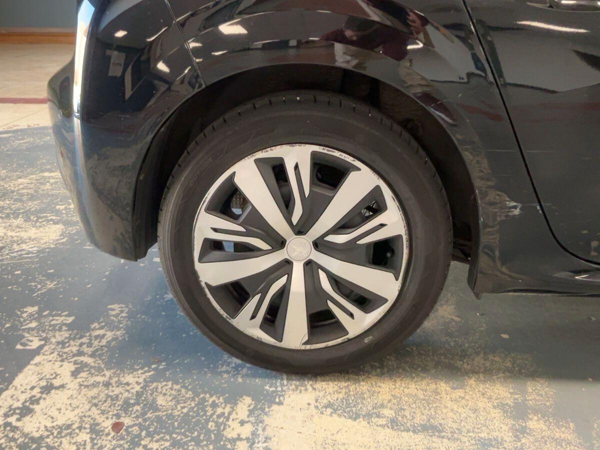 Peugeot 208 PureTech Allure 101CV -IN ARRIVO-