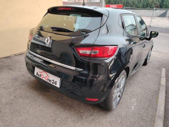 RENAULT Clio 1.2 75CV 5 porte Live NEOPATENTATI