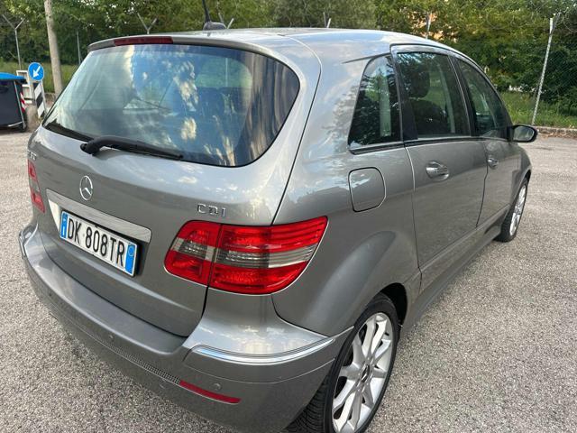 MERCEDES-BENZ B 180 CDI Sport senza nessun lavoro da fare
