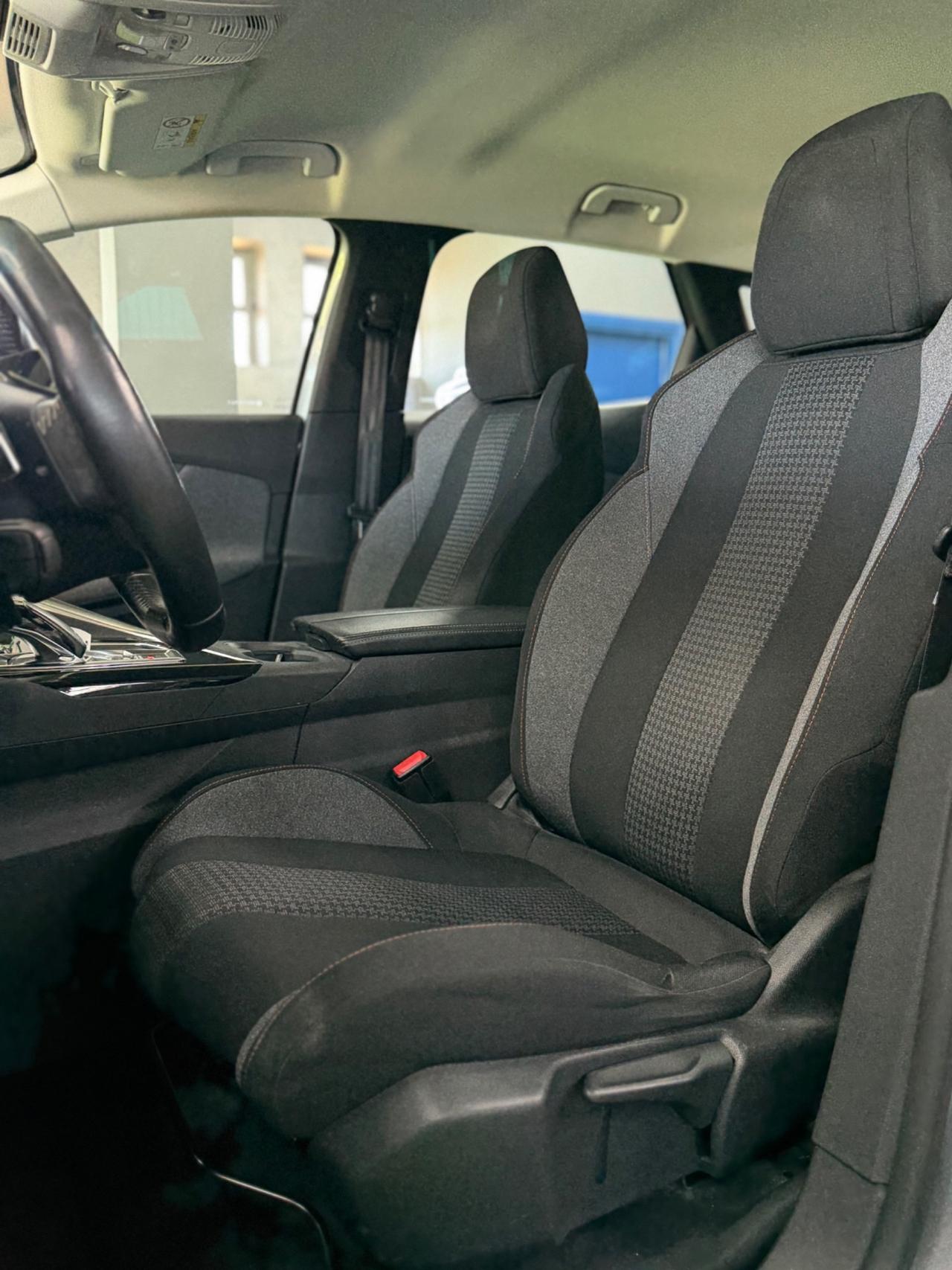 Peugeot 3008 BlueHDi 130 S&S EAT8 Allure Pack