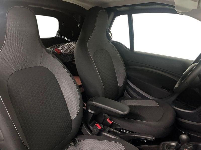 smart fortwo EQ cabrio Passion 22kw
