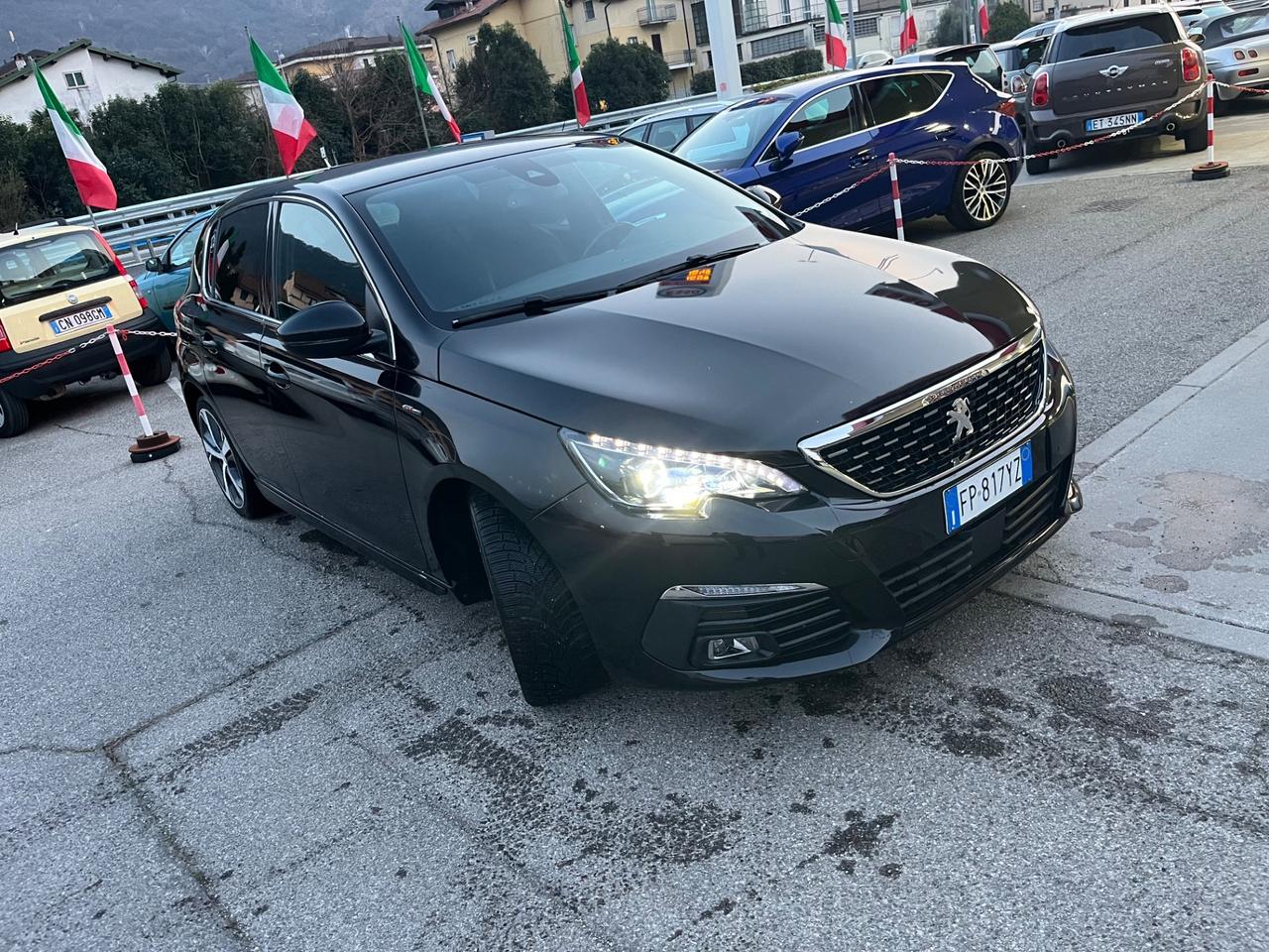 PEUGEOT 308 - GT LINE