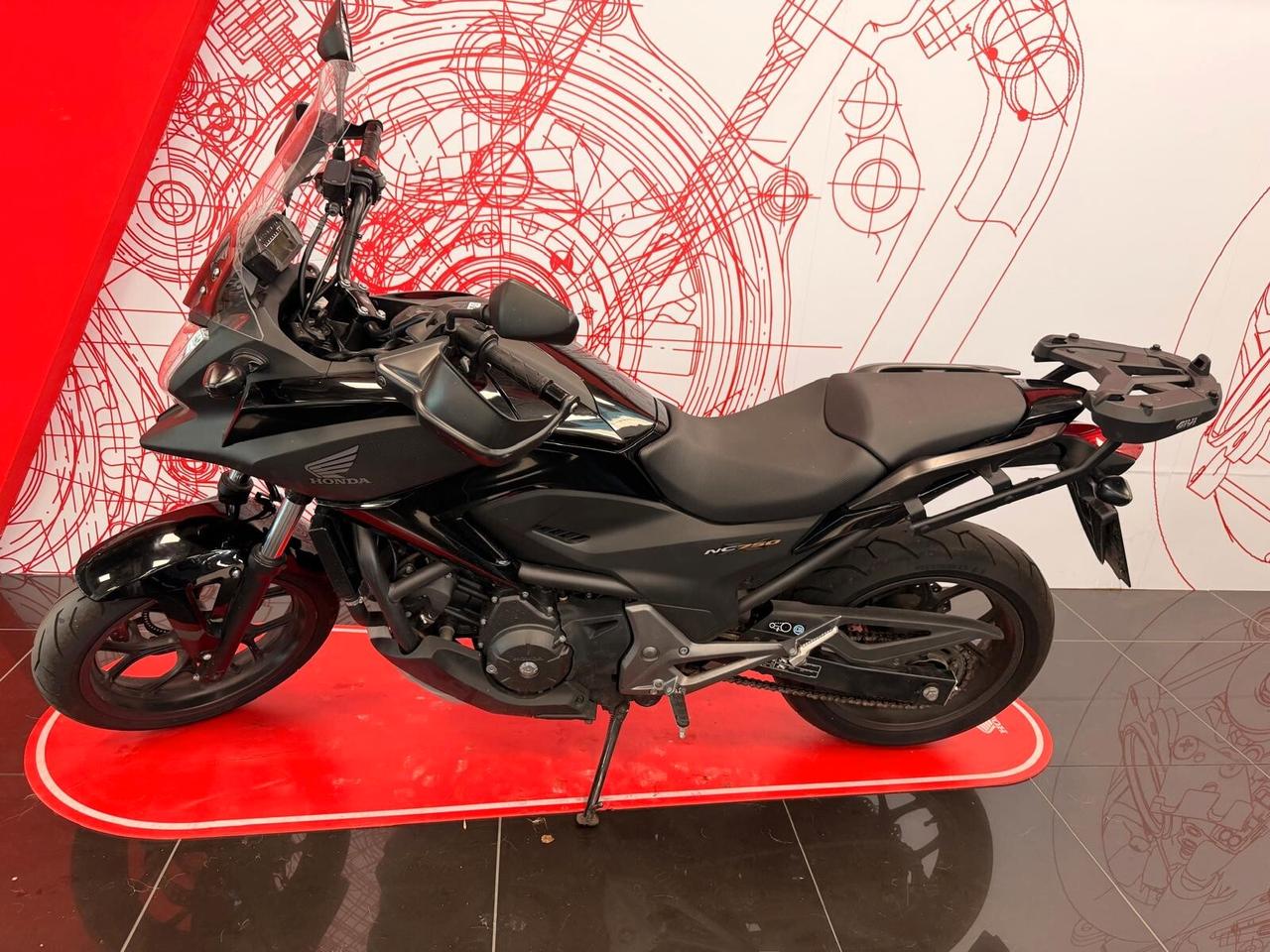 Honda NC 750 X DCT 2015