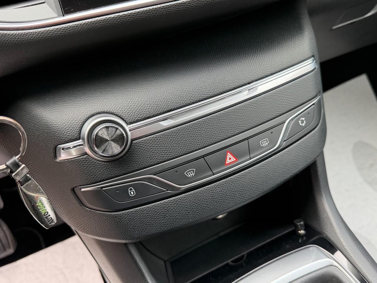 Peugeot 308 1.5 BLUEHDI 130 cv. 5 porte ACTIVE