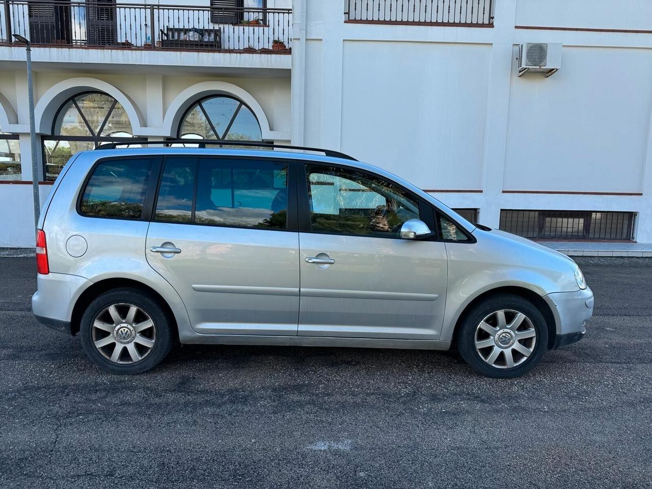 Volkswagen Touran 2.0 TDI