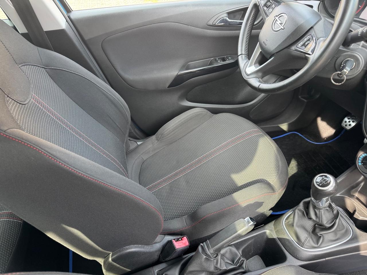 Opel Corsa 1.2 5 porte Innovation neopatentati