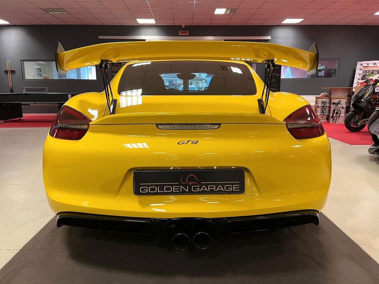 Porsche Cayman (981) GT4