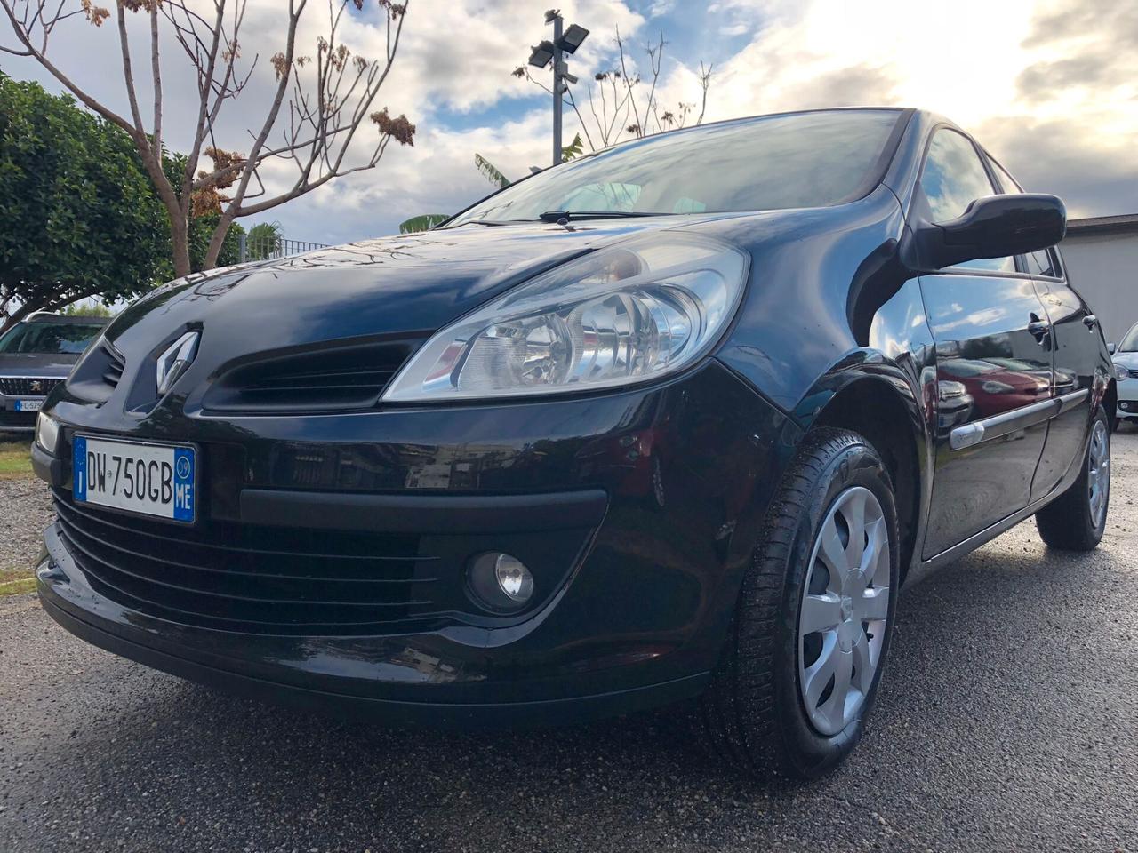 Renault Clio Storia 1.2 5 porte Confort