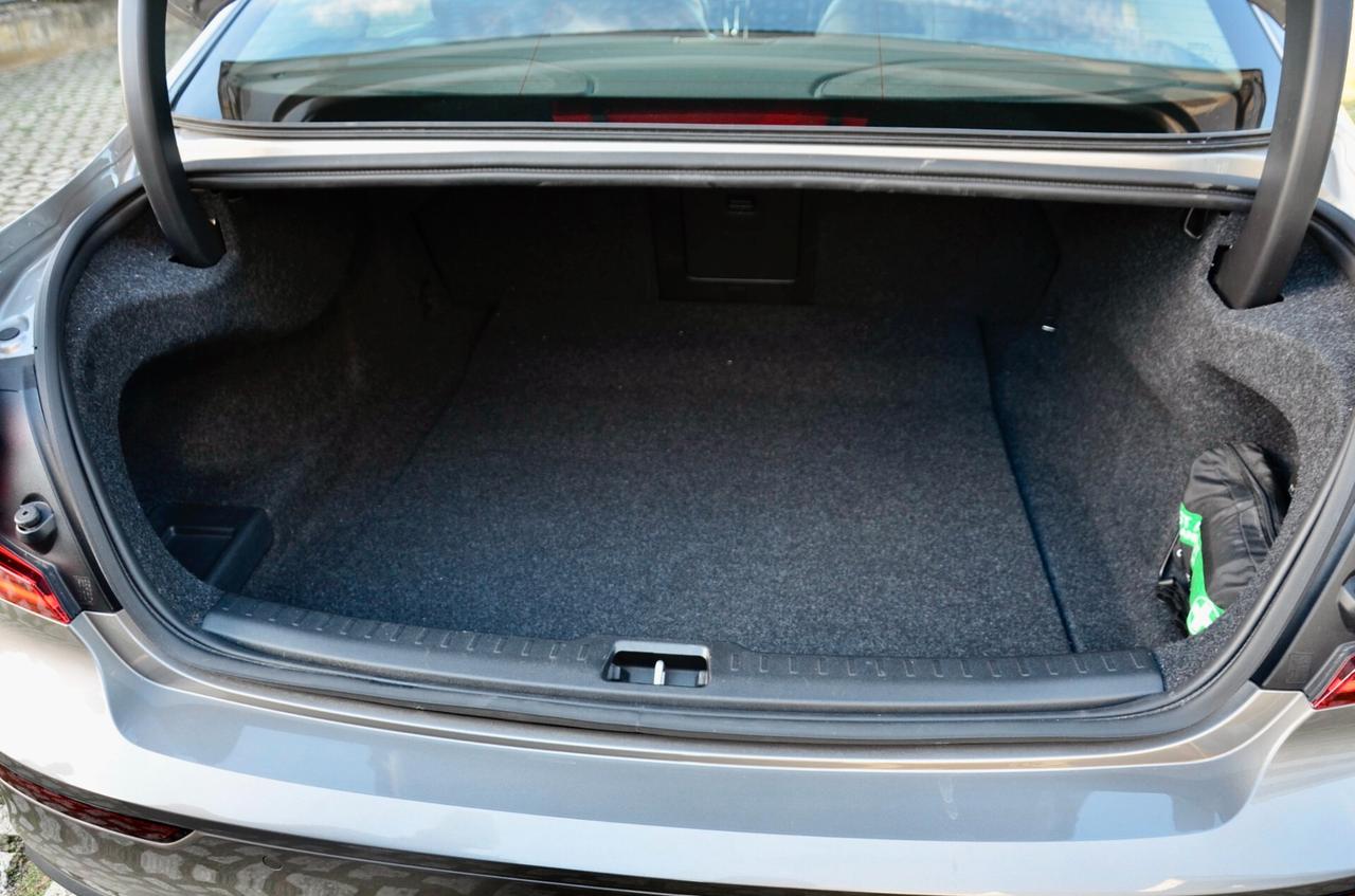 VOLVO S60 2.0 t4 INSCRIPTION 190cv GEARTRONIC, UNICOPROPRIETARIO, UFF ITALIANA, SERVICE VOLVO, FULL LED, RETROCAMERA, PERMUTE