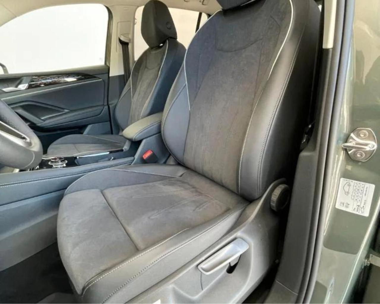 Volkswagen Tiguan 2.0 TDI 150 CV SCR DSG Elegance