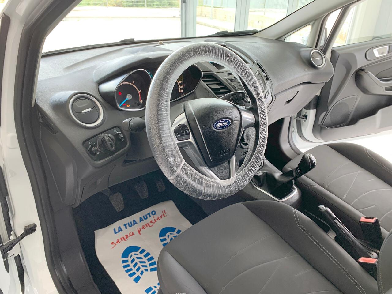 Ford Fiesta 1.5 TDCi 75CV 5 porte POCHI KM