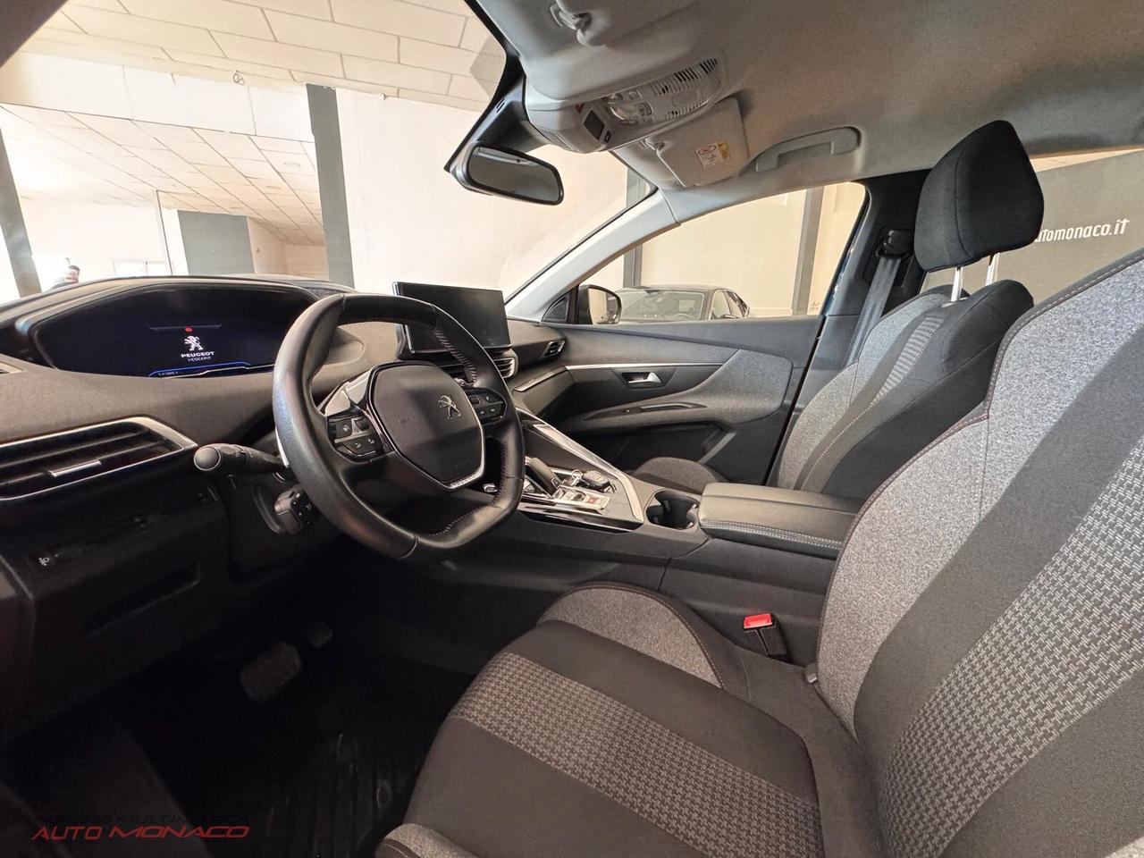 Peugeot 3008 BlueHDi 130cv EAT8 2021