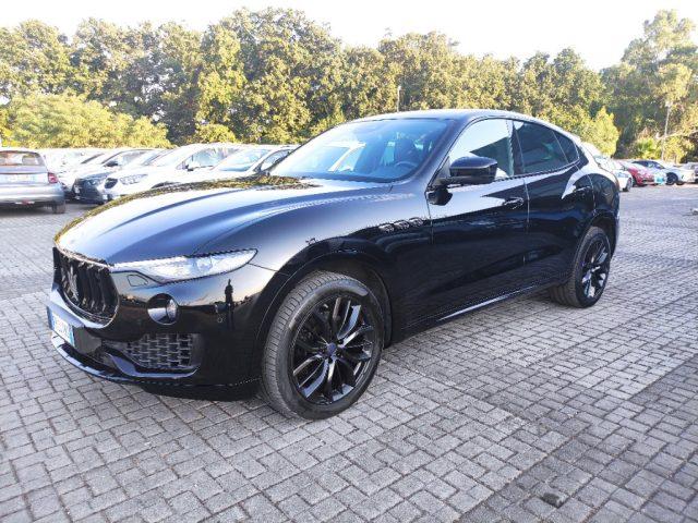 MASERATI Levante V6 Diesel 275 CV AWD Nerissimo Edition