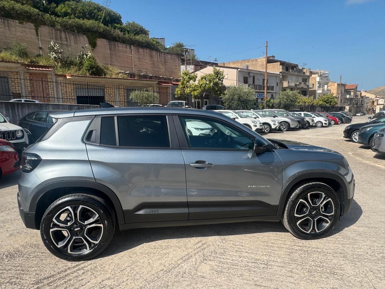 Jeep Avenger 1.2 Turbo 100 CV Summit