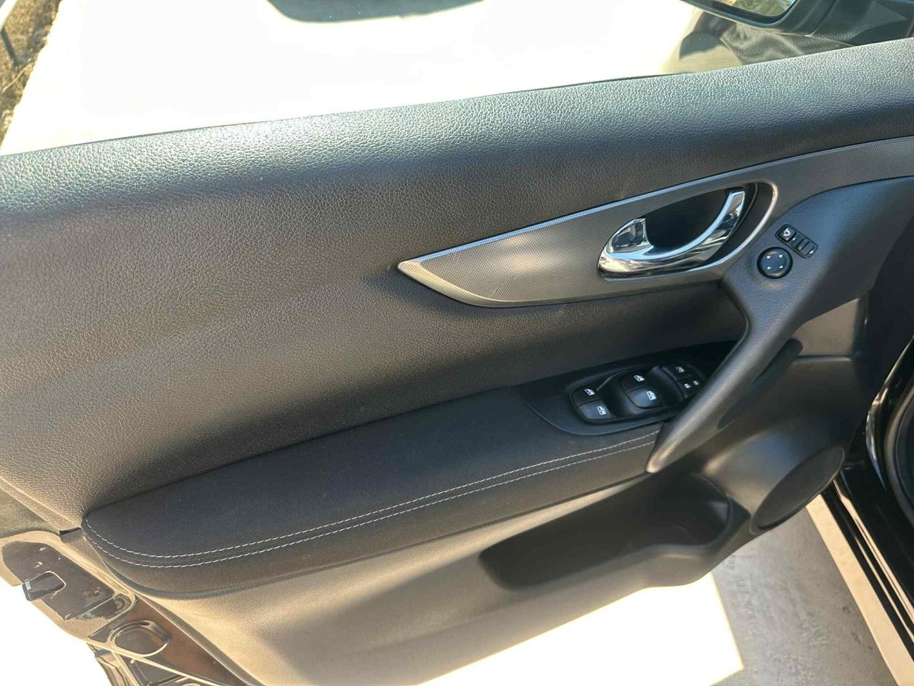 Nissan Qashqai 1.5 dCi Tekna TETTO PAN- TELEC 360