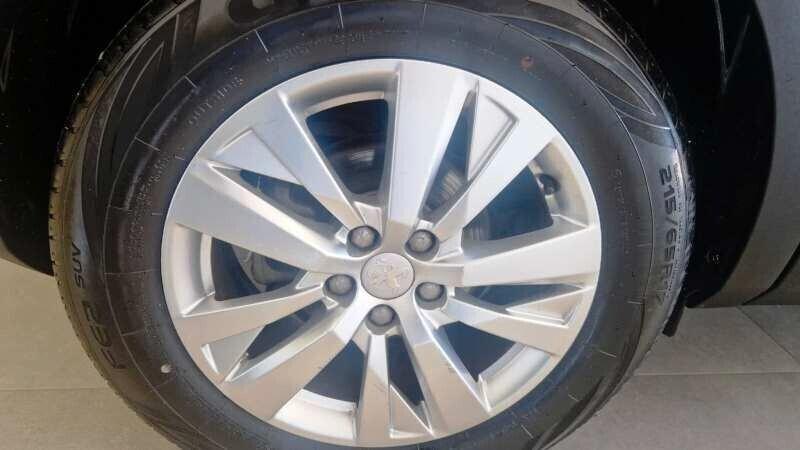 Peugeot 3008 1.2 PureTech Turbo 130 CV S&S Active