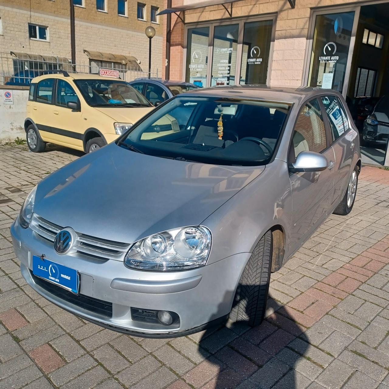 196.118KM GOLF 5 2.0 TDI UNICO PROPRIETARIO