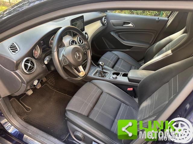 MERCEDES-BENZ GLA 180 D