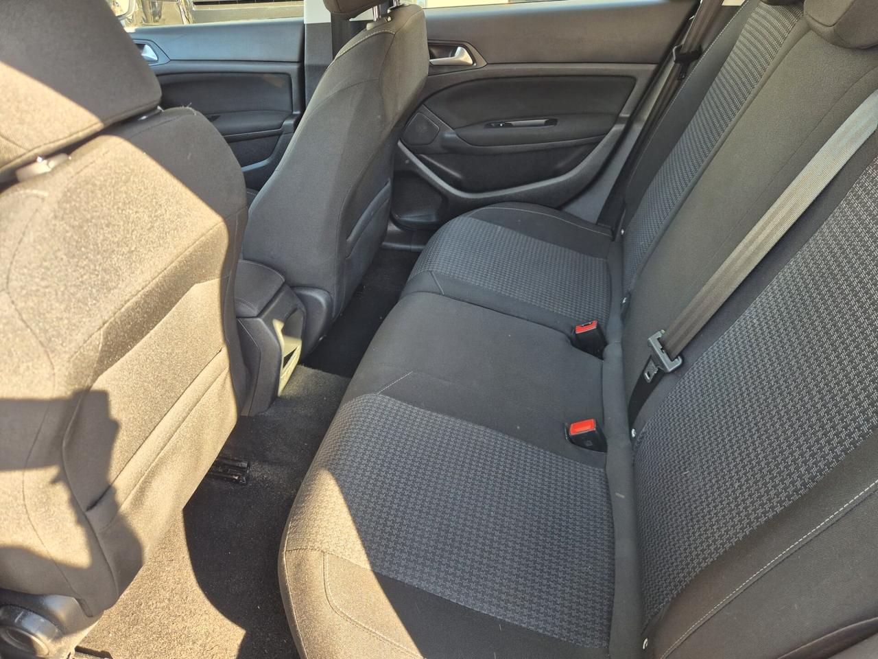 Peugeot 308 BlueHDi 130 S&S SW Allure