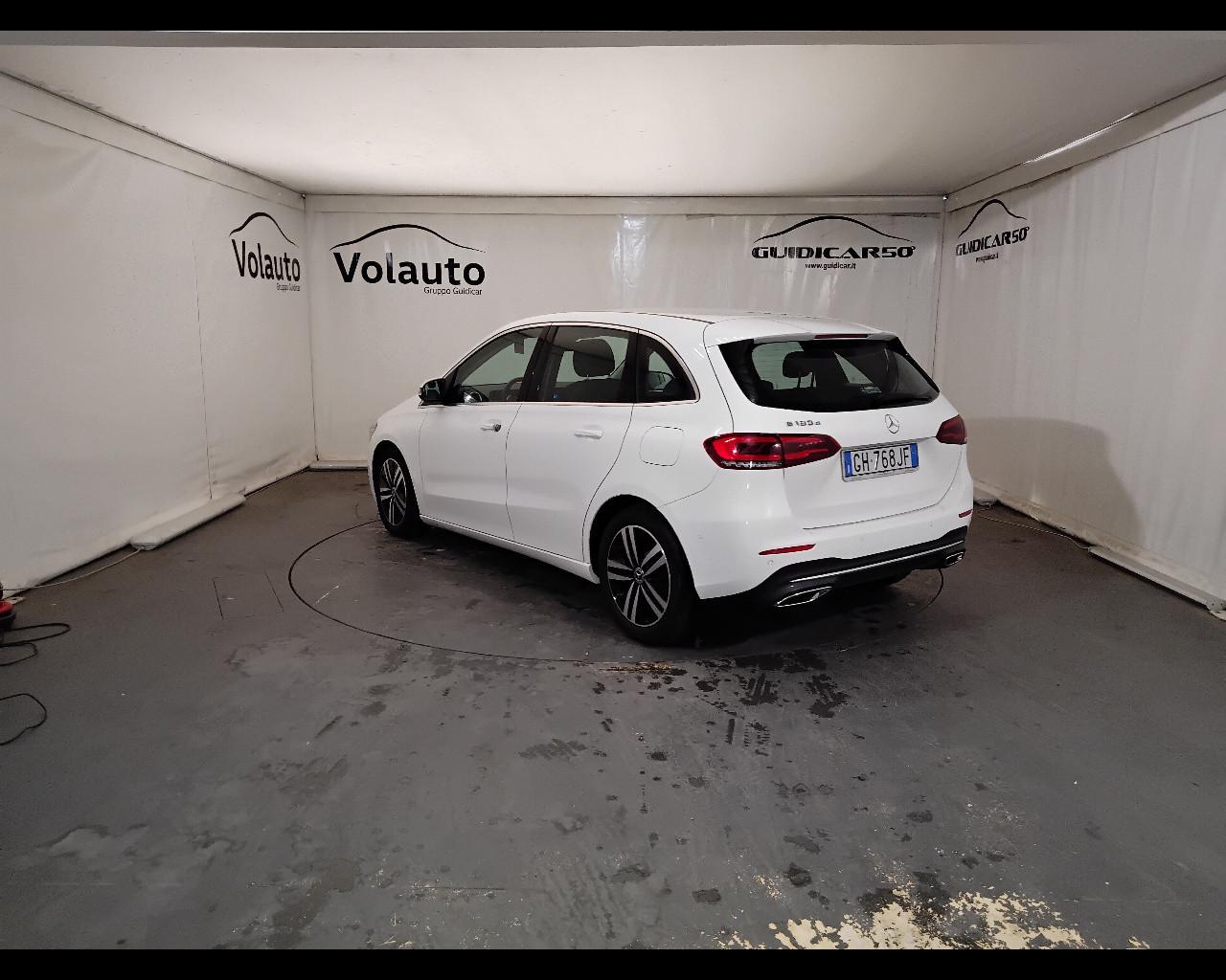Mercedes-Benz Classe B - W247 2018 - B 180 d Sport Plus auto