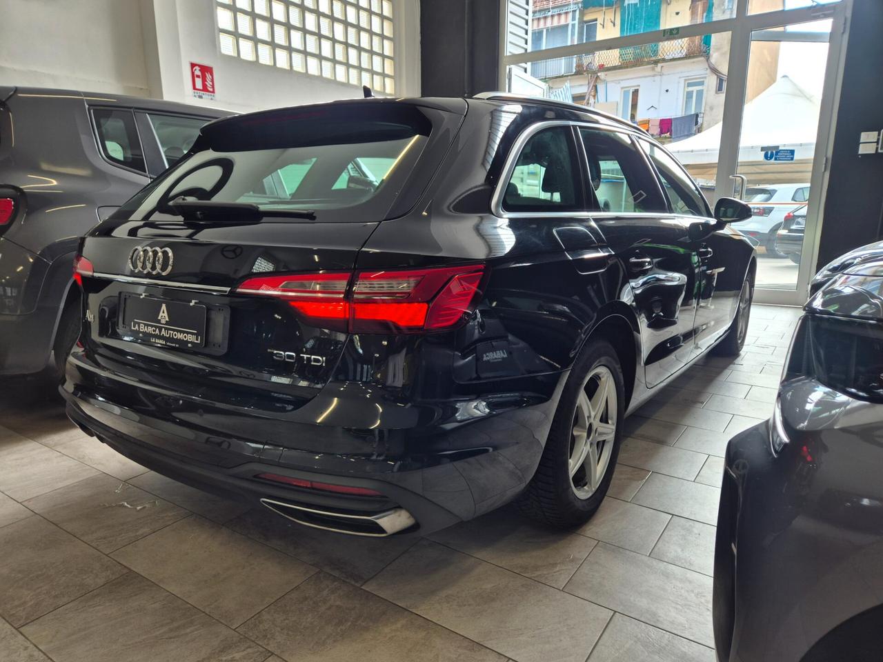 Audi A4 30 TDI/136 CV S tronic Business Advanced