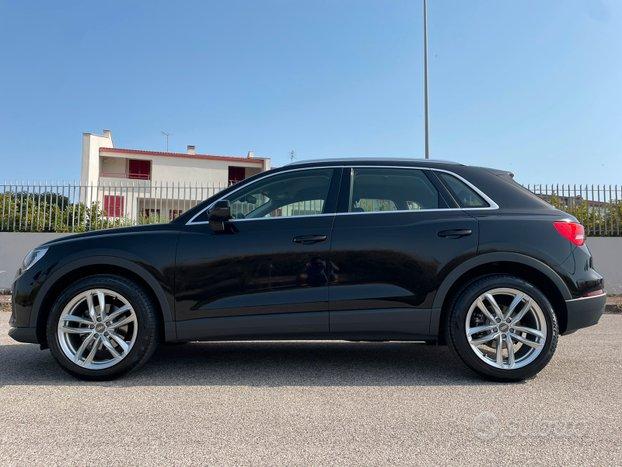 AUDI Q3 35 2.0 TDI 150 CV Business S-tronic