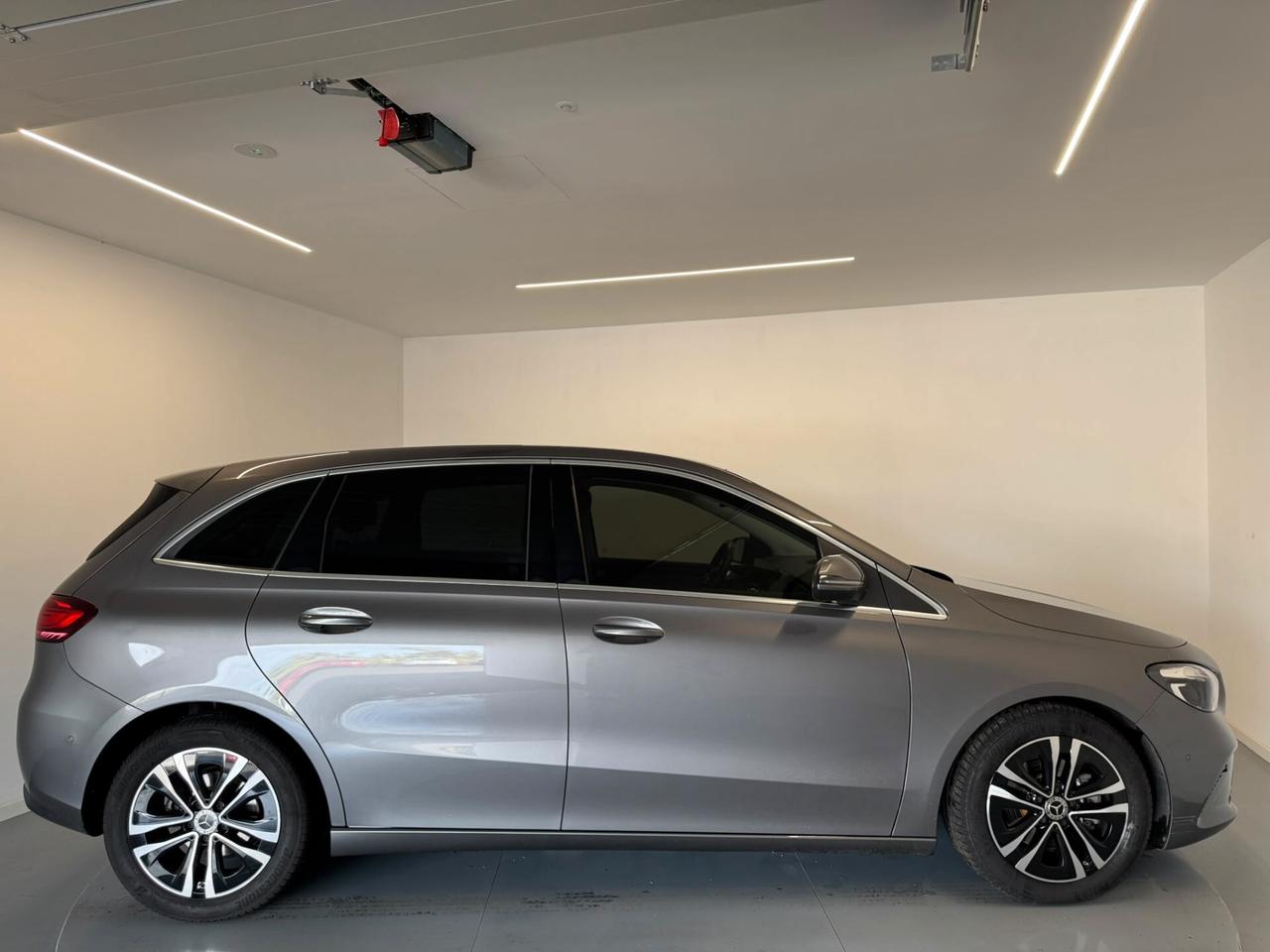 Mercedes-benz B 180 d Automatic Executive