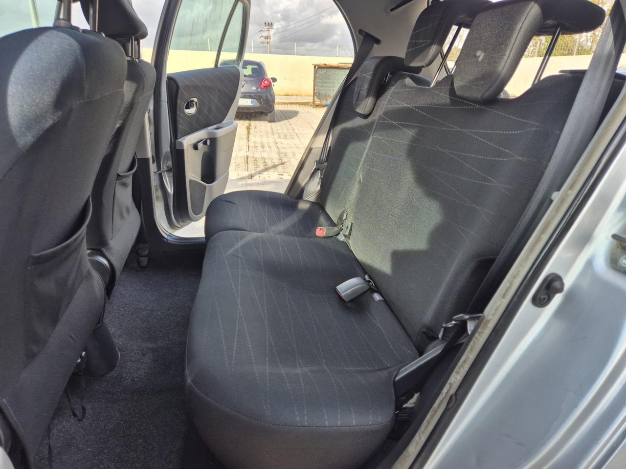 Toyota Yaris 1.4 D-4D 5 porte