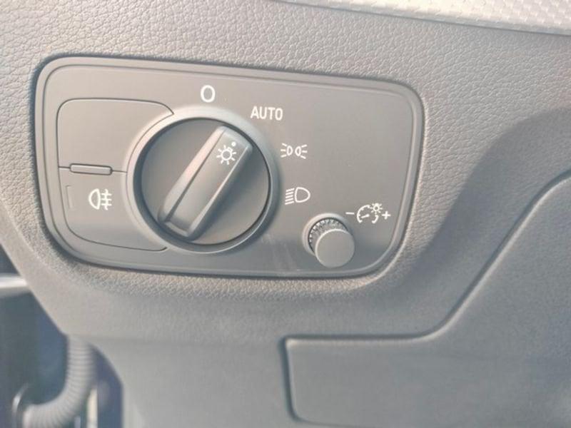 Audi Q2 Q2 30 TFSI Business Advanced