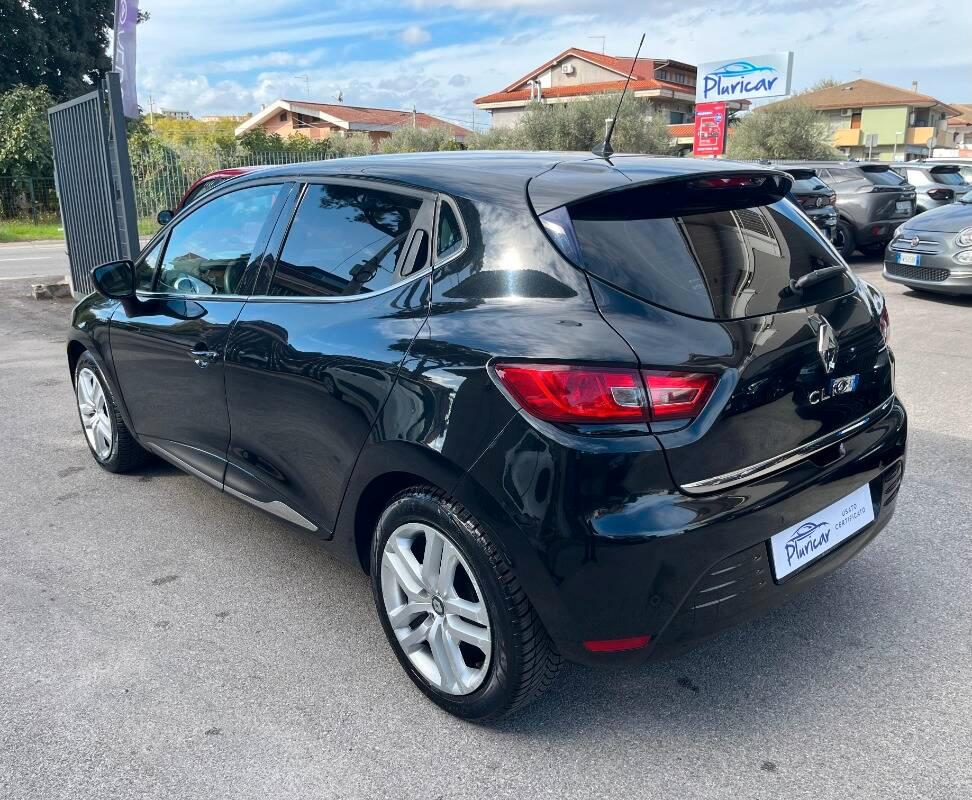Renault Clio 1.2 16v Duel 75cv