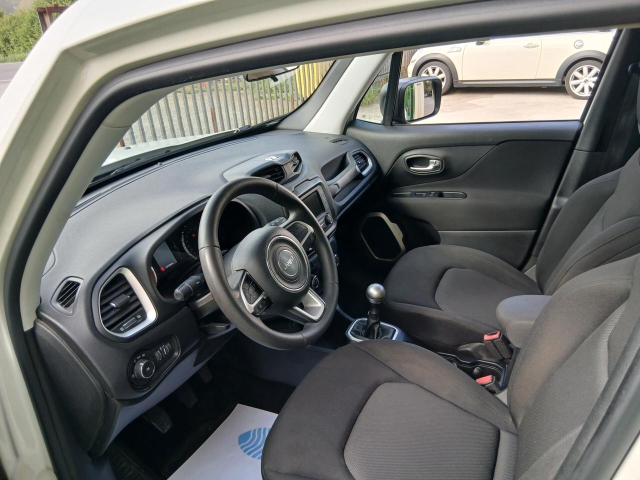 Jeep Renegade 1.6 E-TorQ EVO Sport