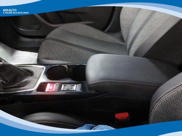 PEUGEOT 2008 1.2 PureTech 100cv Allure EU6