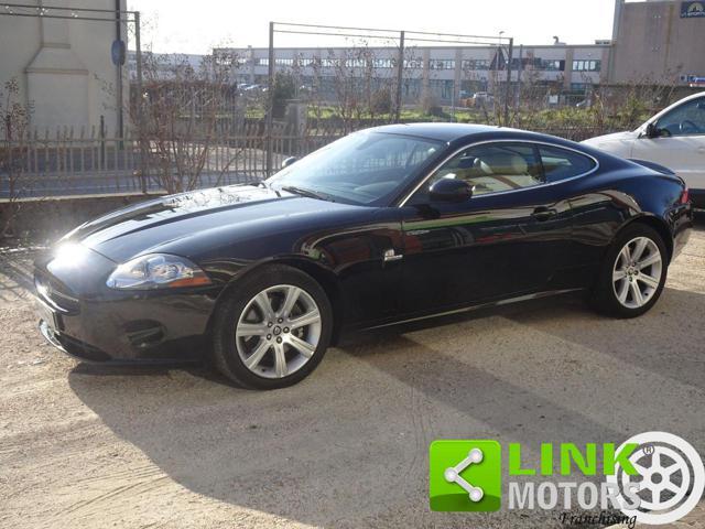 JAGUAR XK 4.2 V8 Coupé