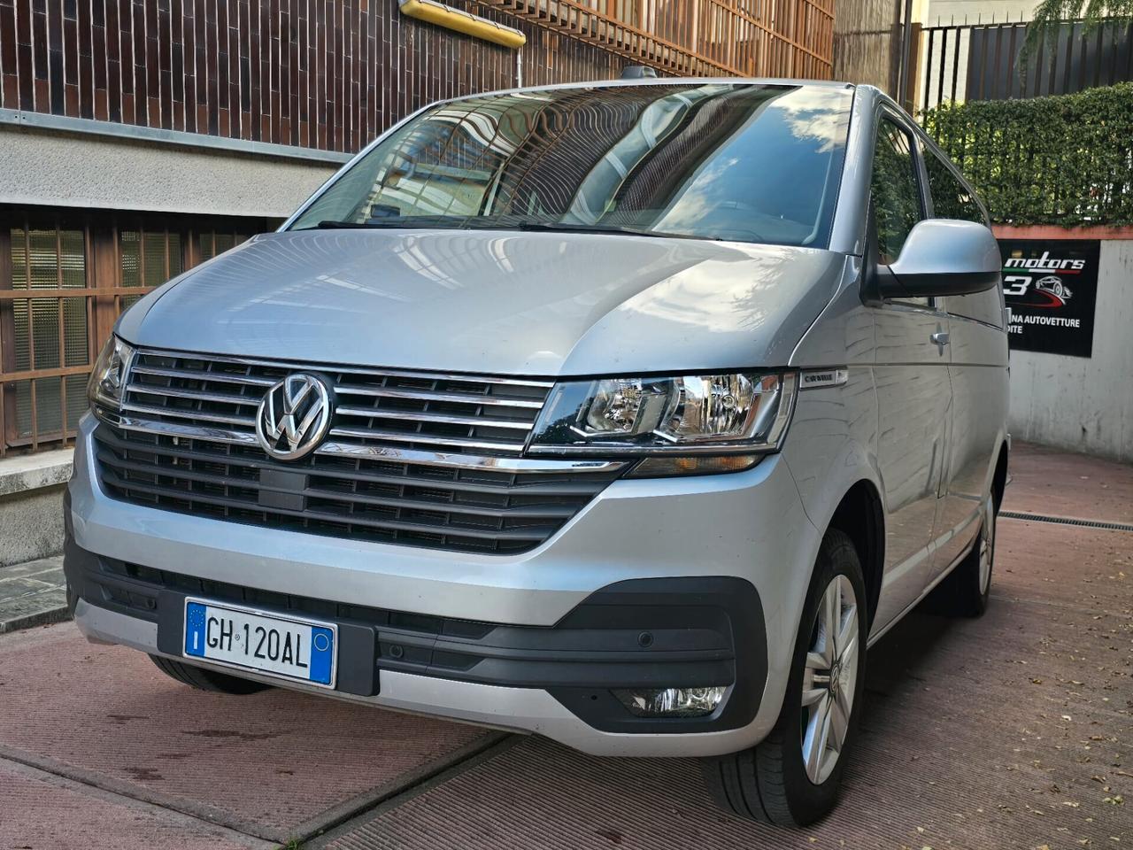 Volkswagen T6.1 Caravelle - AUTOMATICO - PREZZO IVA ESCLUSA