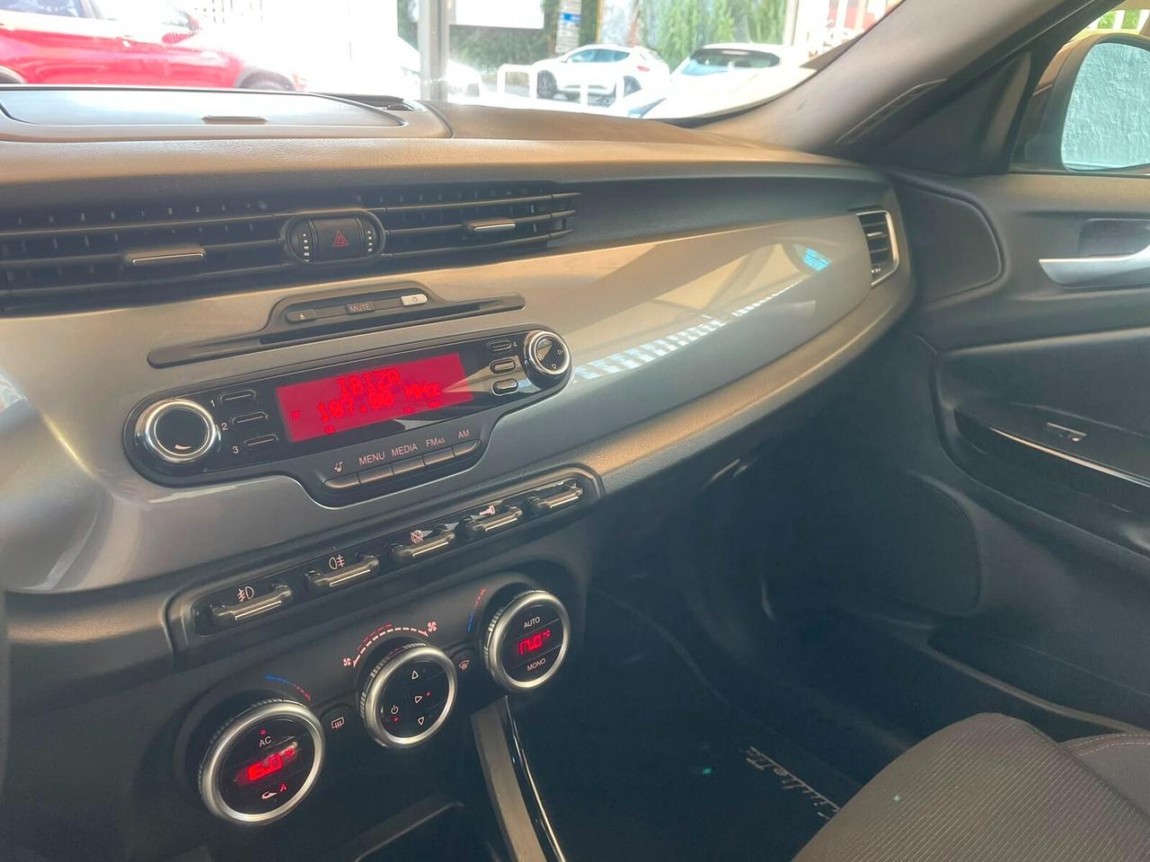 Alfa Romeo Giulietta 1.6 JTDm-2 105 CV
