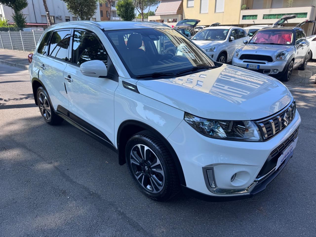Suzuki Vitara 1.4 4WD gancio traino garanzia 12 mesi
