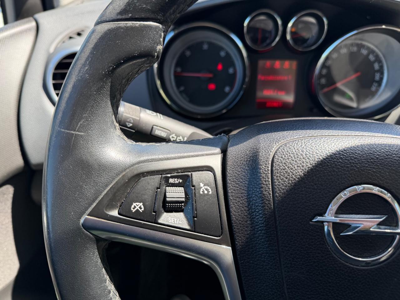 Opel Meriva 1.7 CDTI 110CV b-color /CAR PLAY