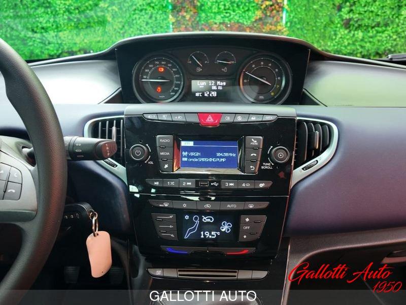 Lancia Ypsilon 1.0 FireFly S&S Hybryd Gold-NESSUN OBBL. FIN.