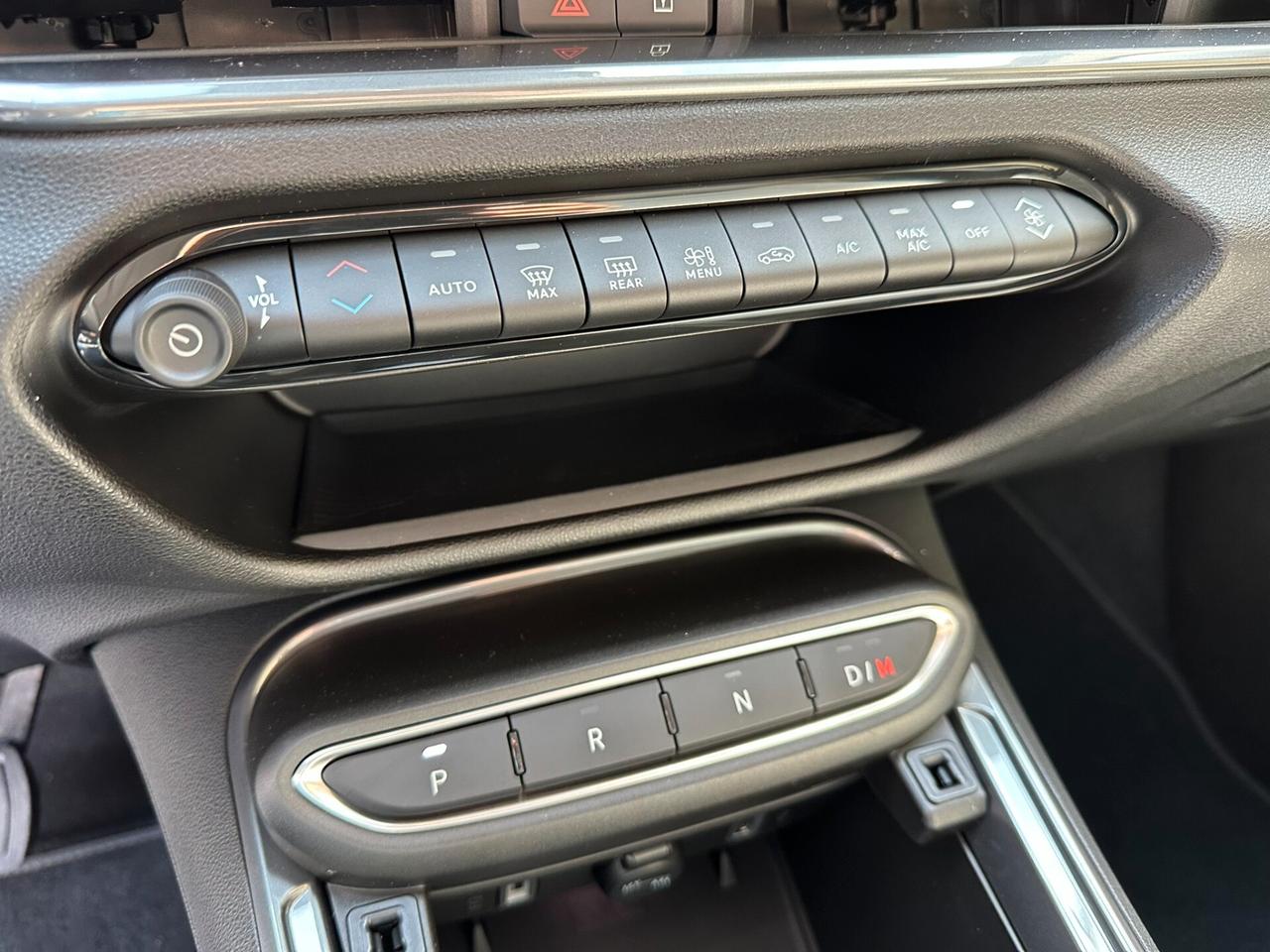 Fiat 600 Hybrid 110 CV DCT MHEV La Prima