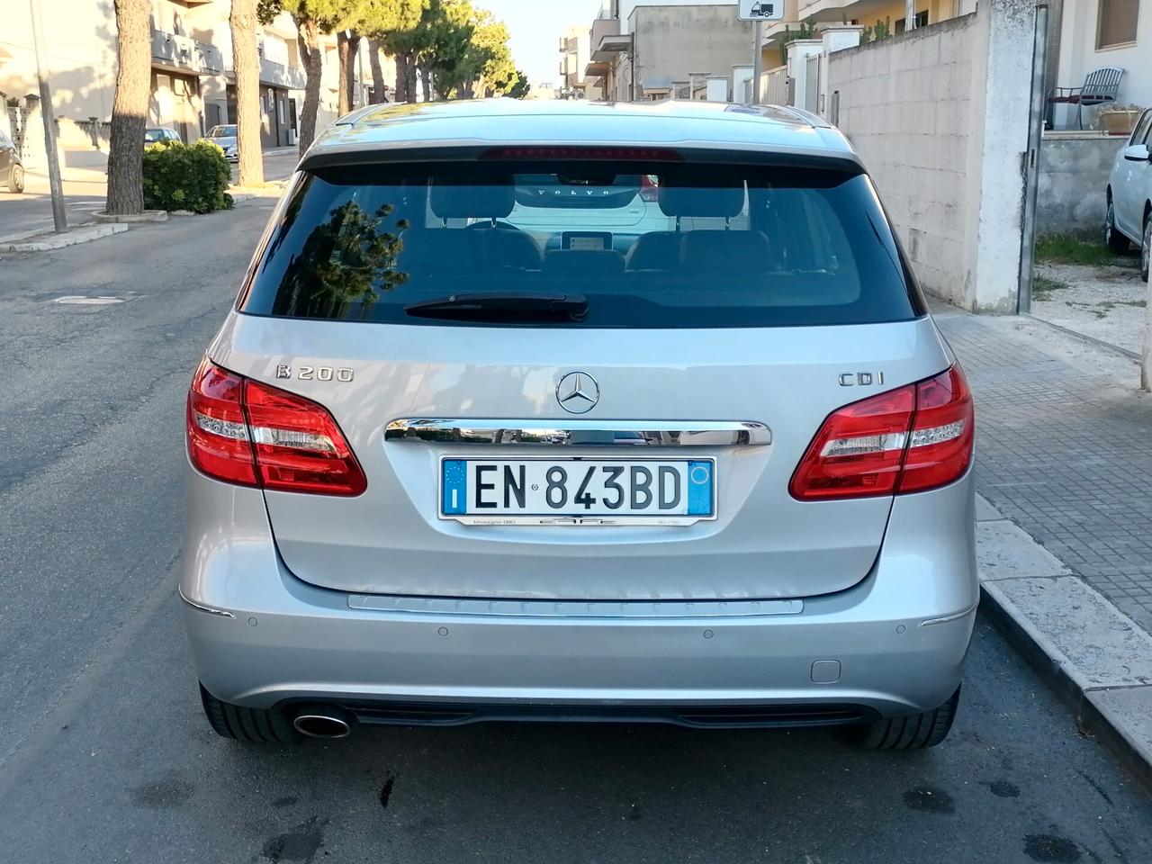 Mercedes B 200 CDI Autom Premium NAVI PELLE - 2012