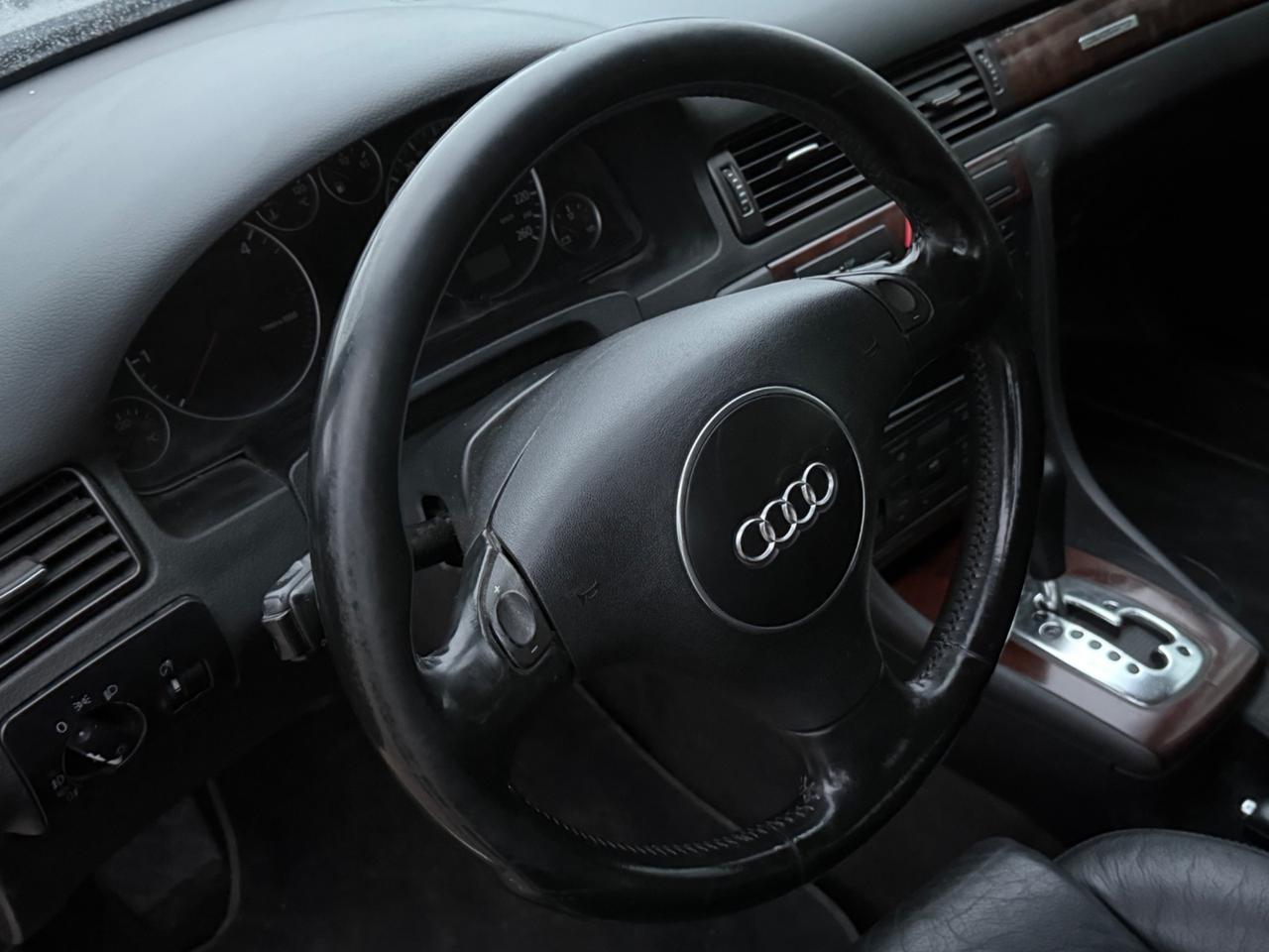 Audi A4 2.5 V6 TDI/180 CV cat Avant quattro